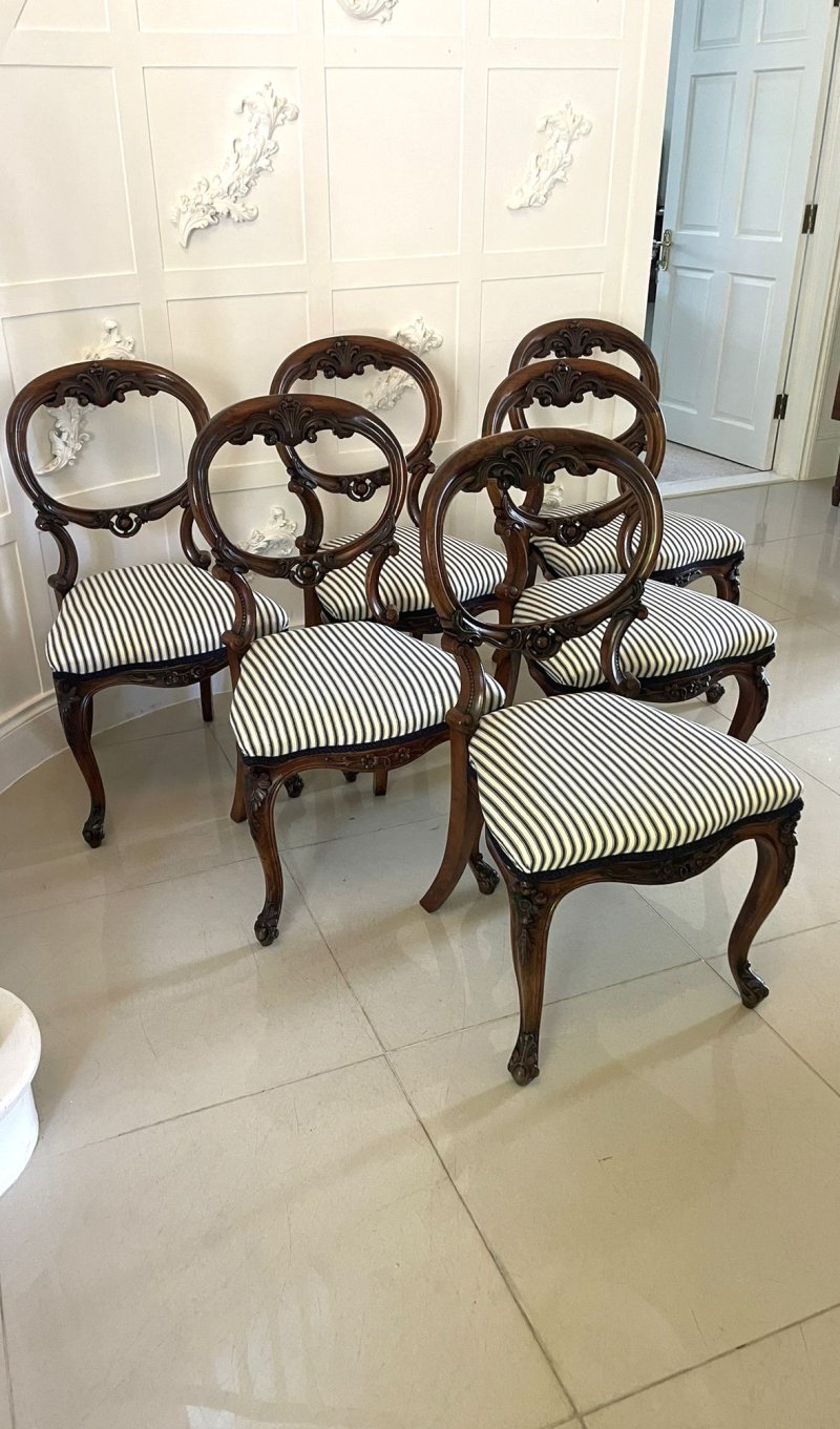 Outstanding Quality Set of 6 Antique Victorian Carved Walnut Dining Chairs